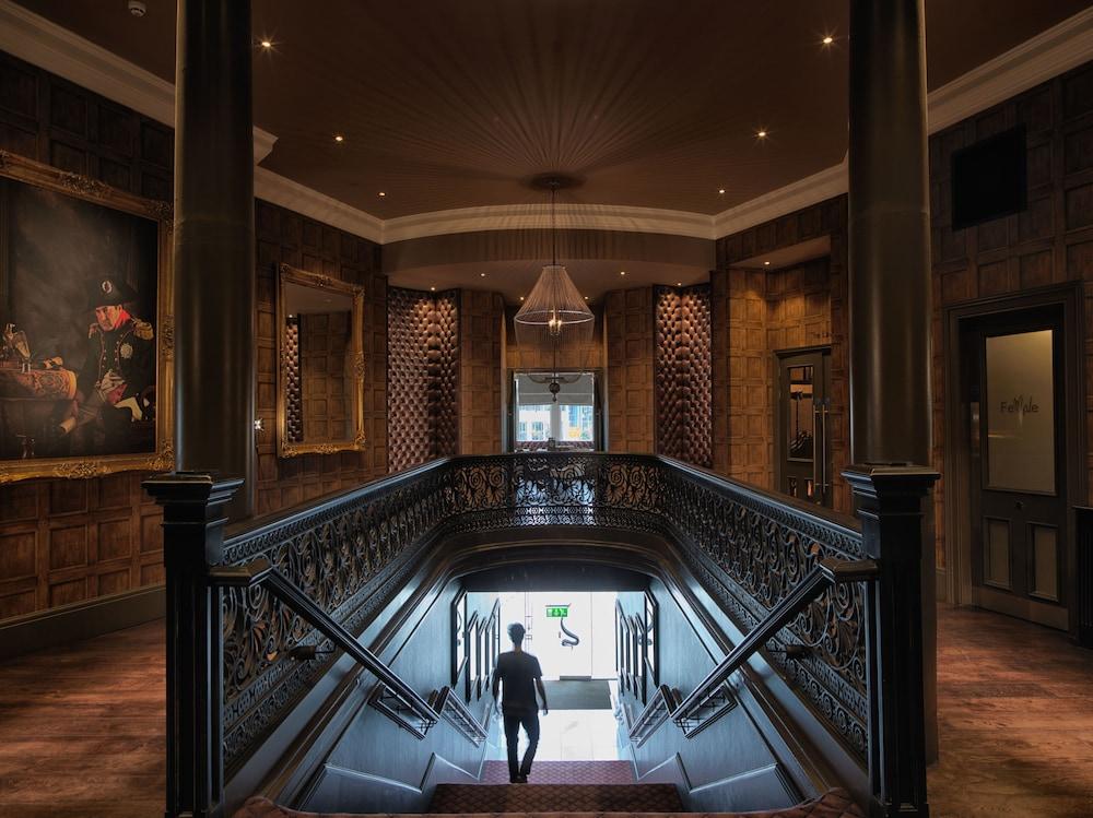 Malmaison Dundee - Interior Entrance