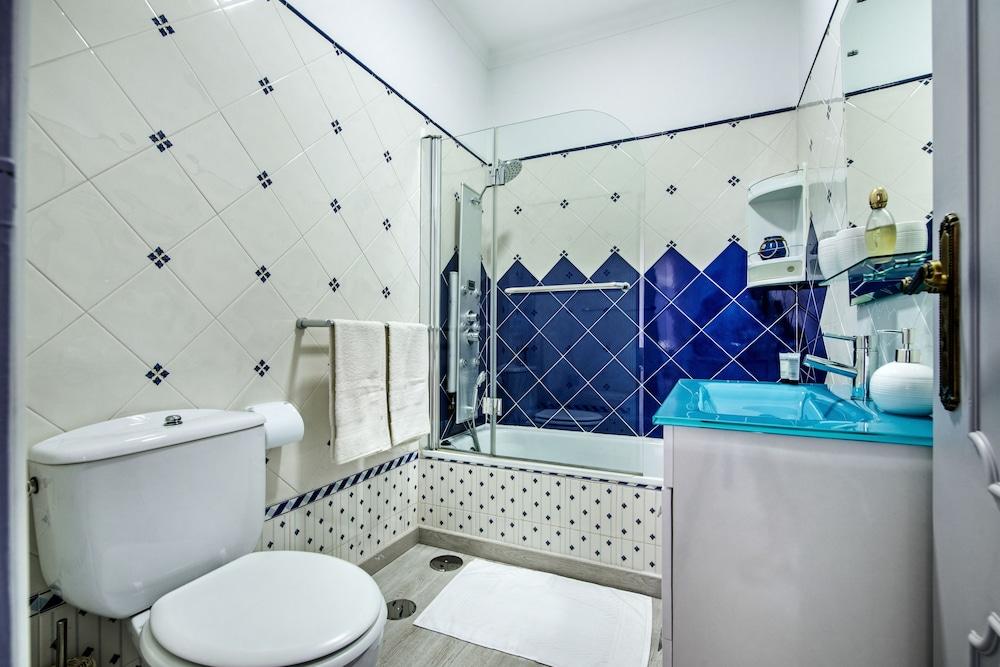 Apartment Uva by MarsAlgarve - Bathroom