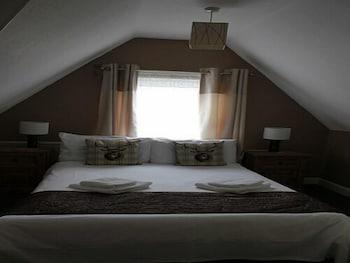 Elmfield Guest Accommodation - Room