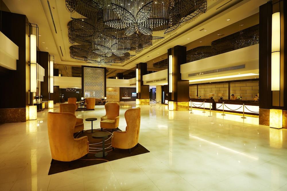 Hatten Hotel Melaka - Lobby Sitting Area