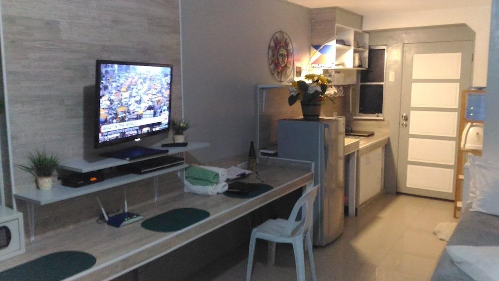 Tipolo Tree Serviced Apartments - Living Area