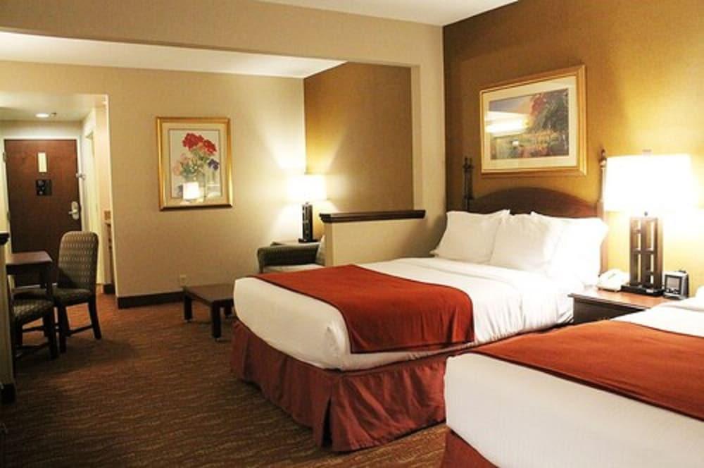 Auburn Place Hotel & Suites - Paducah - Room