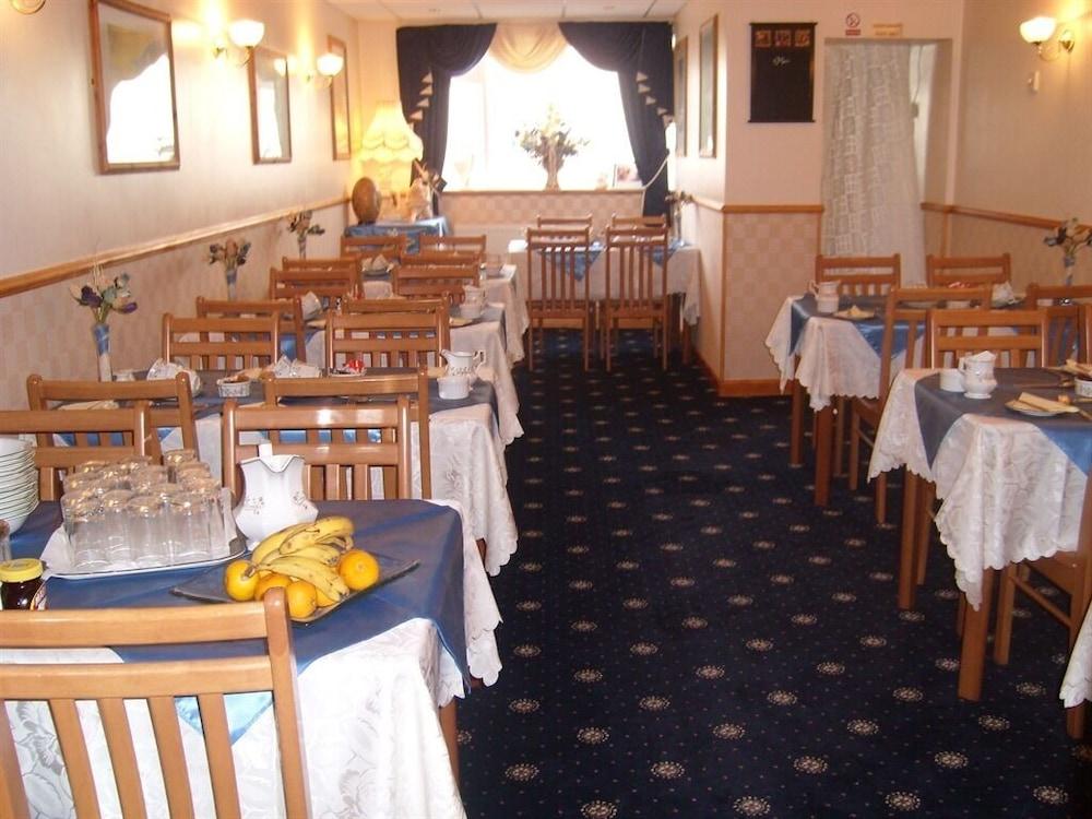 ذا بارك فيلا هوتل -بيد آند بريكفاست - Restaurant