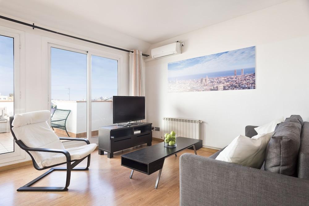 Gracia Terrace BCN Views - Living Area
