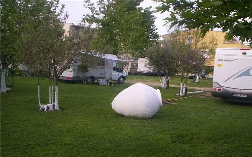 Caravan Camping - Room
