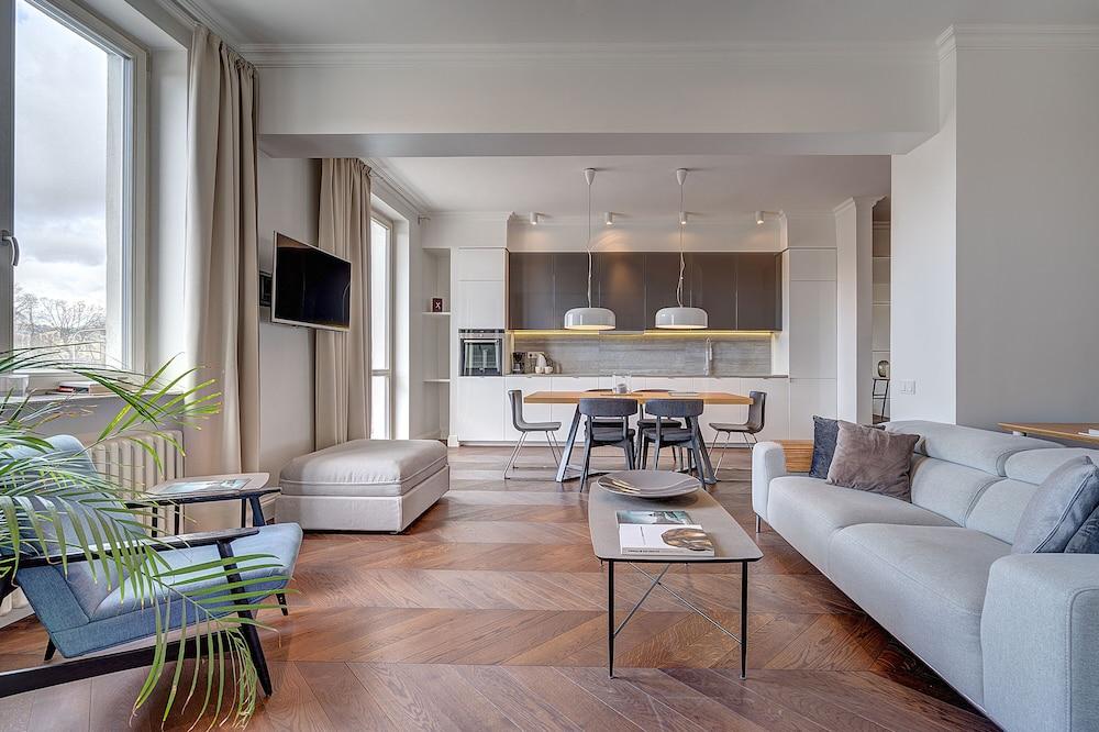 Vilnius Apartments & Suites Gedimino Ave - Featured Image
