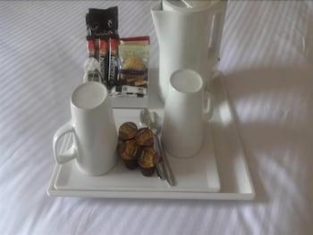 The Bull Hotel - In-Room Dining