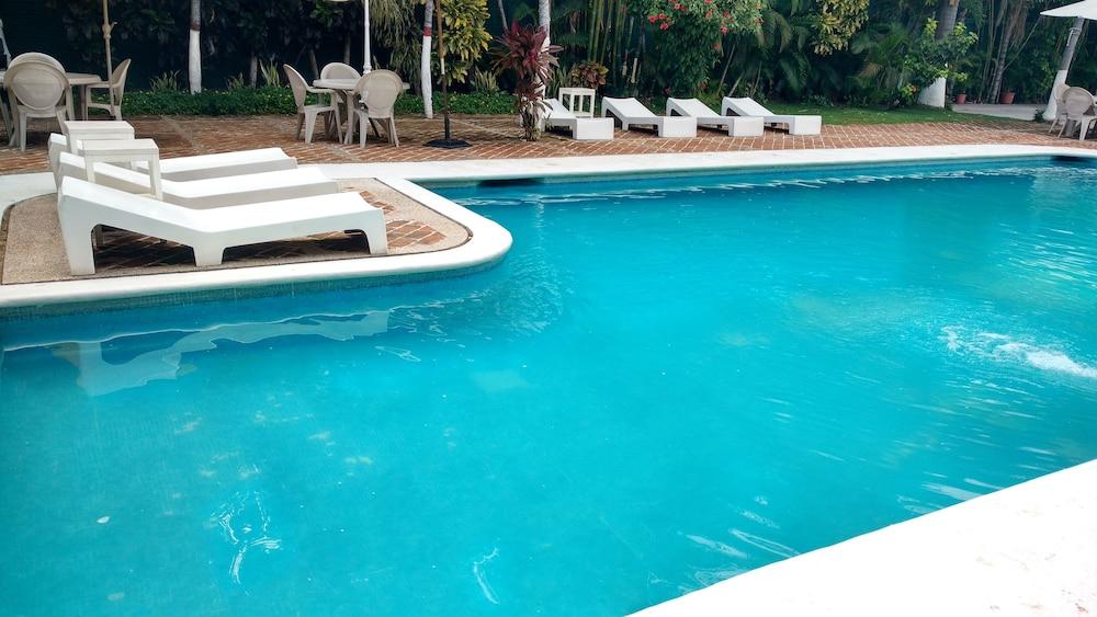 Hotel Olinalá Diamante - Pool