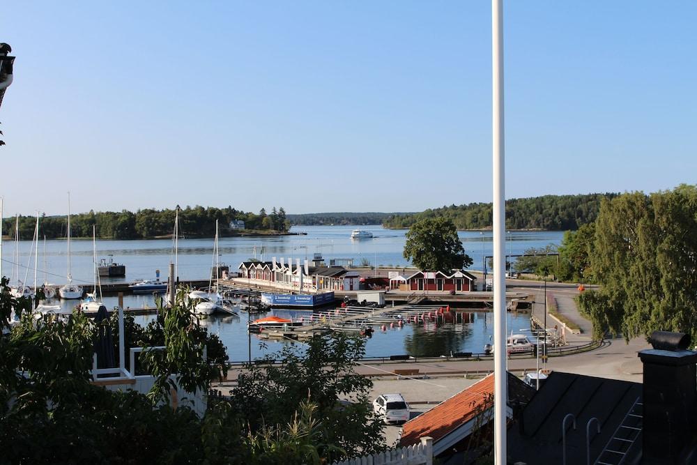 Vaxholm Harbour Bed and Experiences - Featured Image