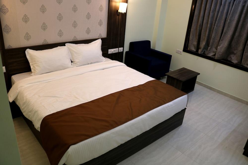 Hotel Shital Inn - Room