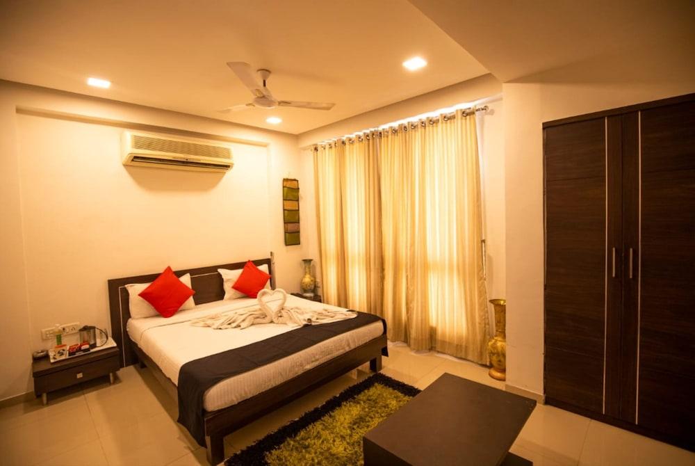 Hotel Shrimad Residency - Room