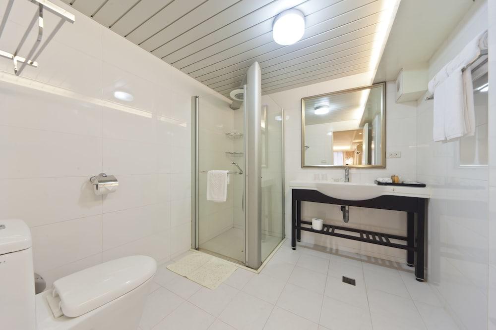 JSL Apartment - Bathroom
