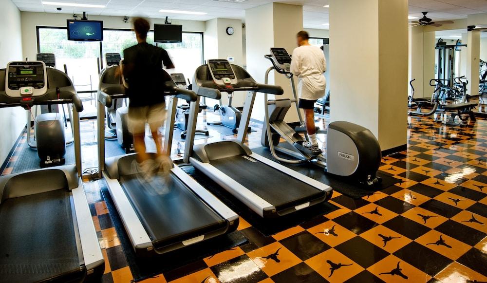 AT&T Hotel & Conference Center at the University of Texas - Fitness Facility