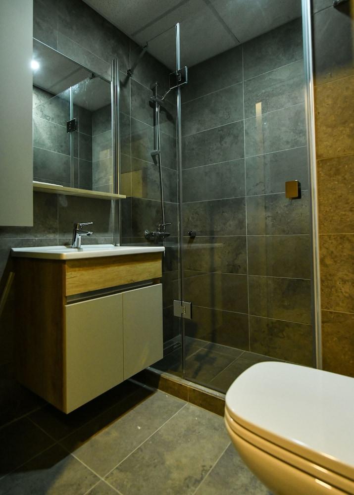 Bureau Residence - Bathroom