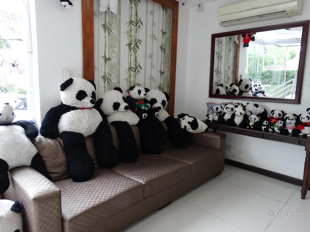 Panda Tea Garden Suites - Interior