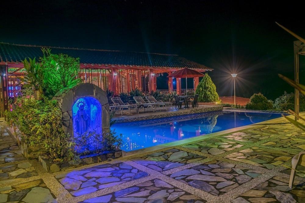 Hotel Campestre Solar De La Luna - Featured Image