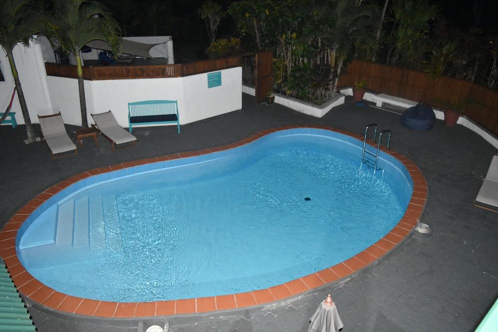Whitehouse Apartments Rarotonga - Outdoor Pool