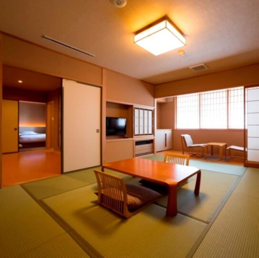 Jyozankei Daiichi Hotel Suizantei - Room
