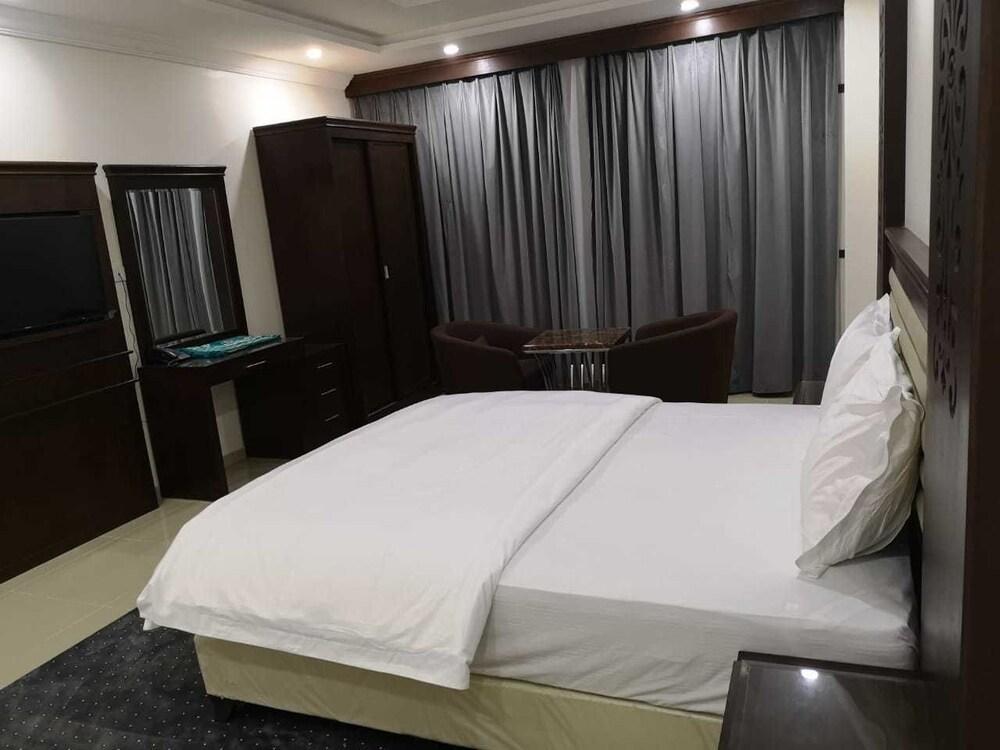 Buhr hotel - Room