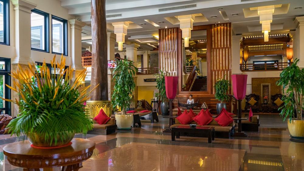 Angkor Miracle Resort & Spa - Lobby Sitting Area