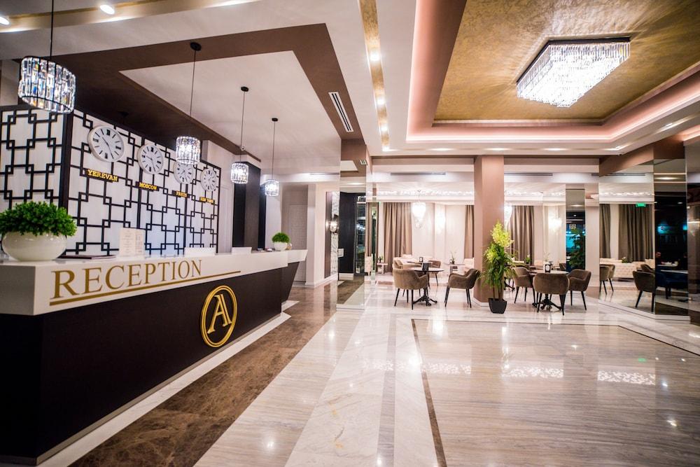 Aghababyan's Hotel - Reception