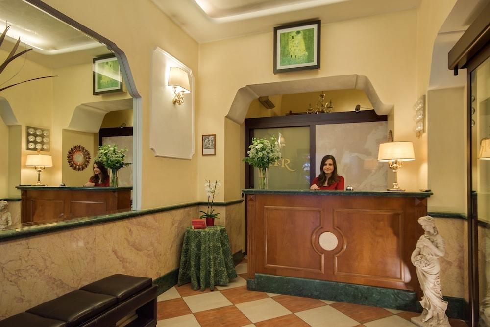 Hotel RomAntica - Reception