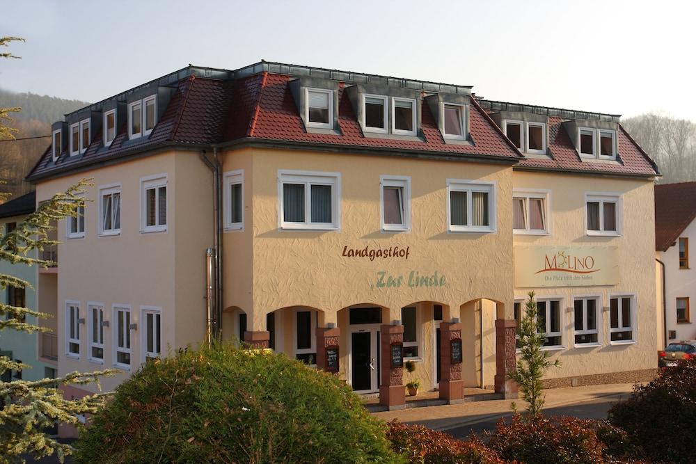 Hotel-Restaurant Zur Linde - Featured Image