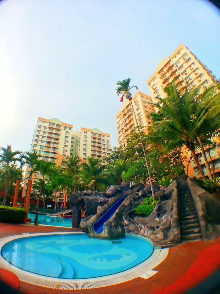 Malacca Hotel Apartment - Pool