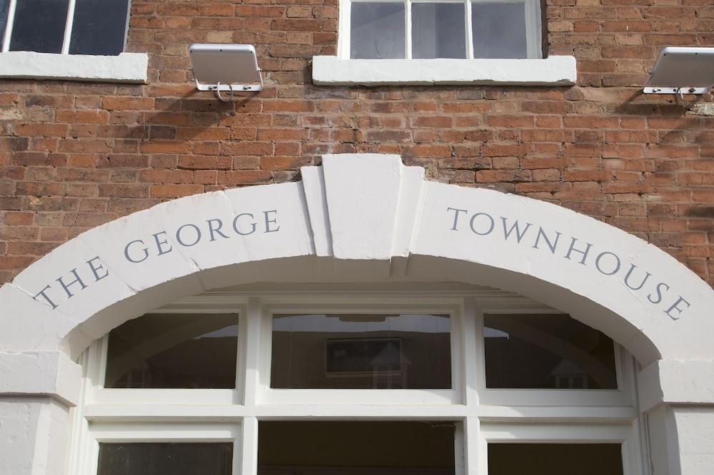 The George Townhouse - Featured Image