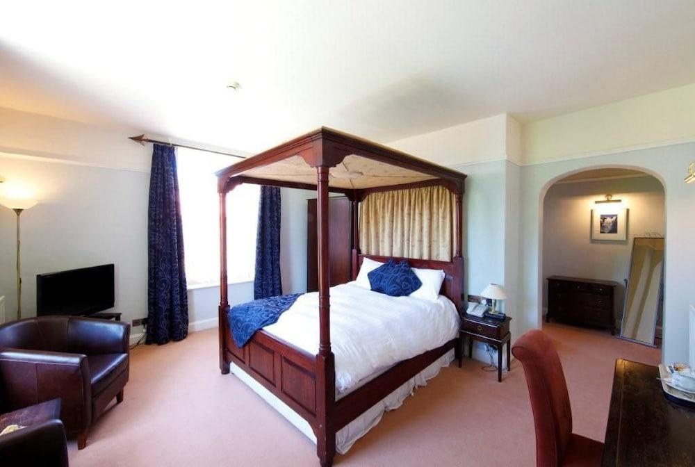 Hadley Park Hotel - Room