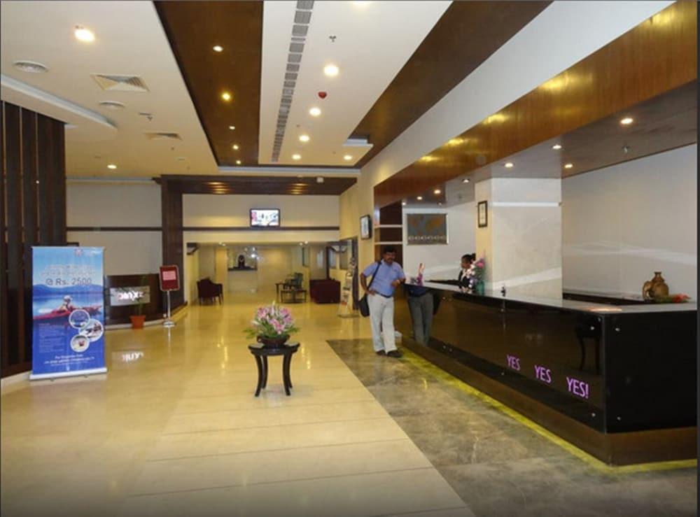 Royal Orchid Central - Reception