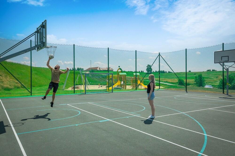 جرين فيليدج - Basketball Court