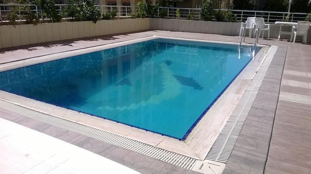 Miroglu Hotel - Outdoor Pool