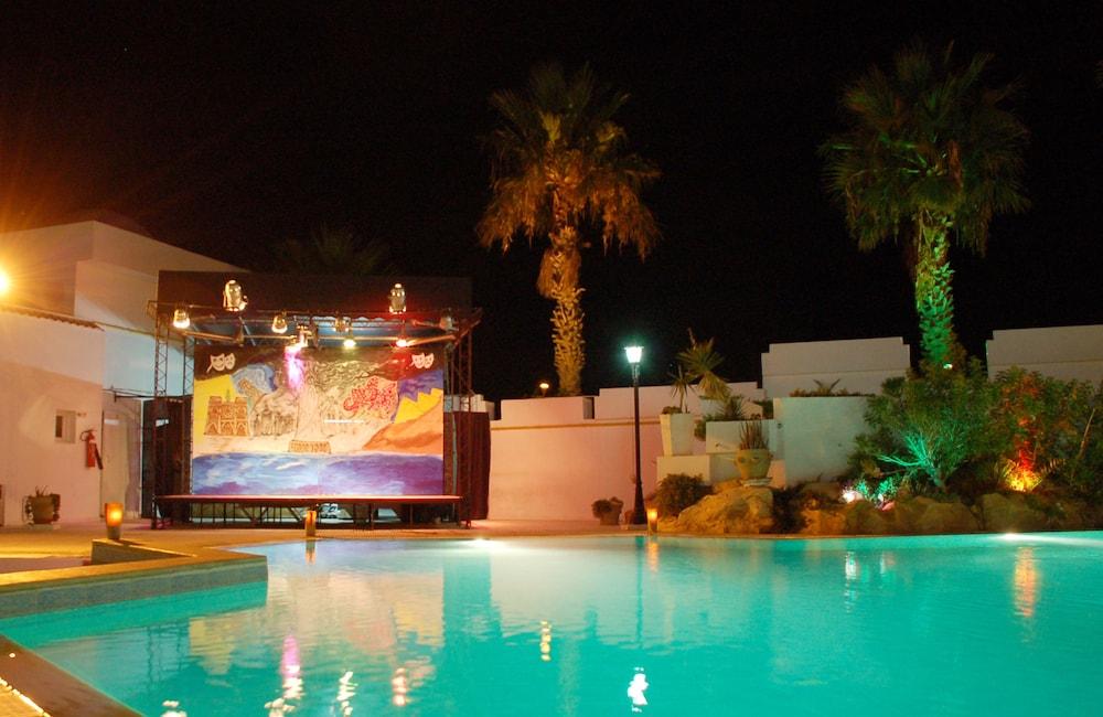 Hotel Byzance - Pool