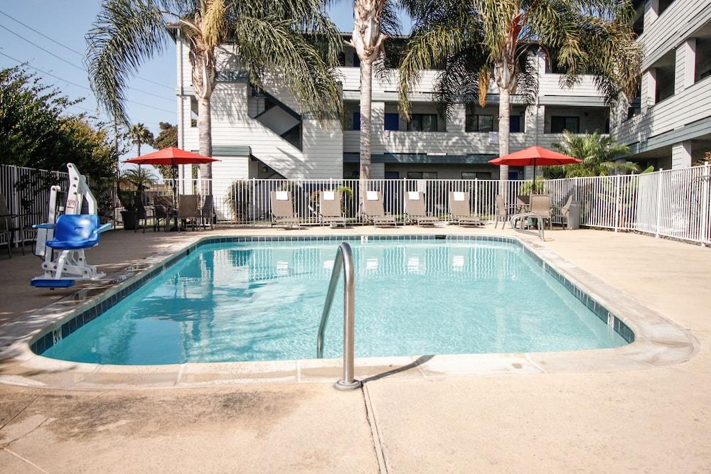 Heritage Inn San Diego - Outdoor Pool