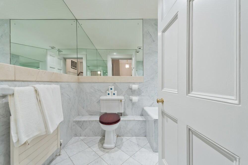 Sweet Inn - Elegant Ballsbridge - Bathroom
