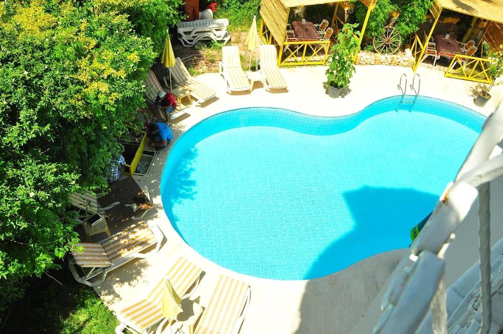 Almila Side Suite Hotel - Pool