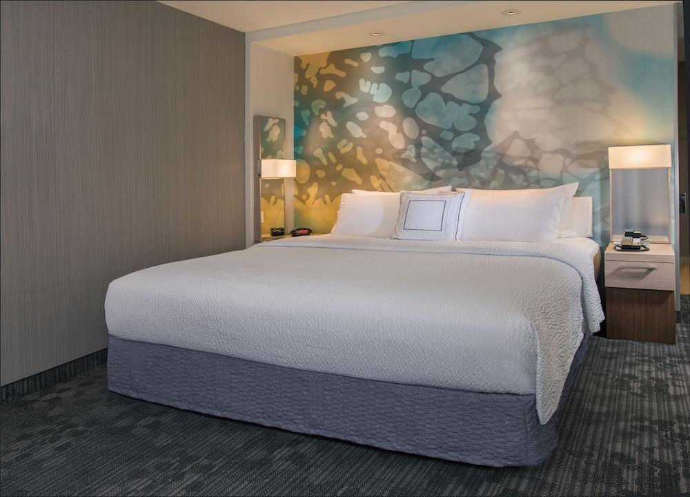 Courtyard by Marriott Toronto Mississauga/West - Room