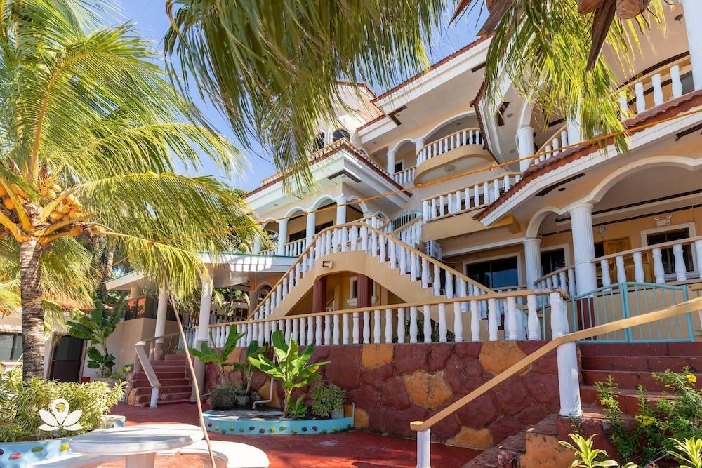 Casa Royal Beach Siquijor - Featured Image