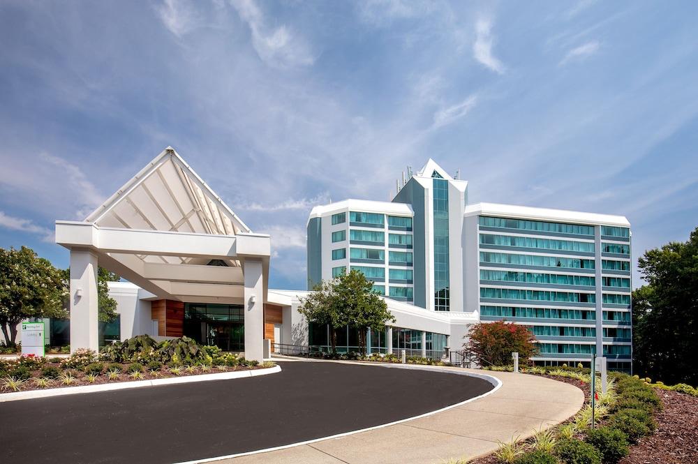 Holiday Inn Newport News - Hampton, an IHG Hotel - Featured Image
