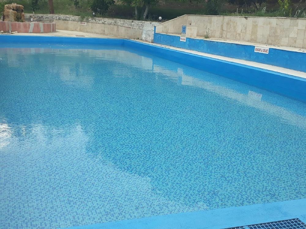 كوكورفادي ثيرمال هوتل - Outdoor Pool