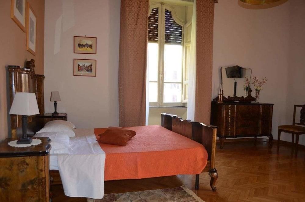 B&B Rome Charming House - Featured Image