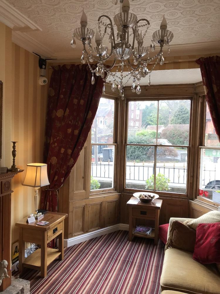 Clayhanger Guest House - Featured Image