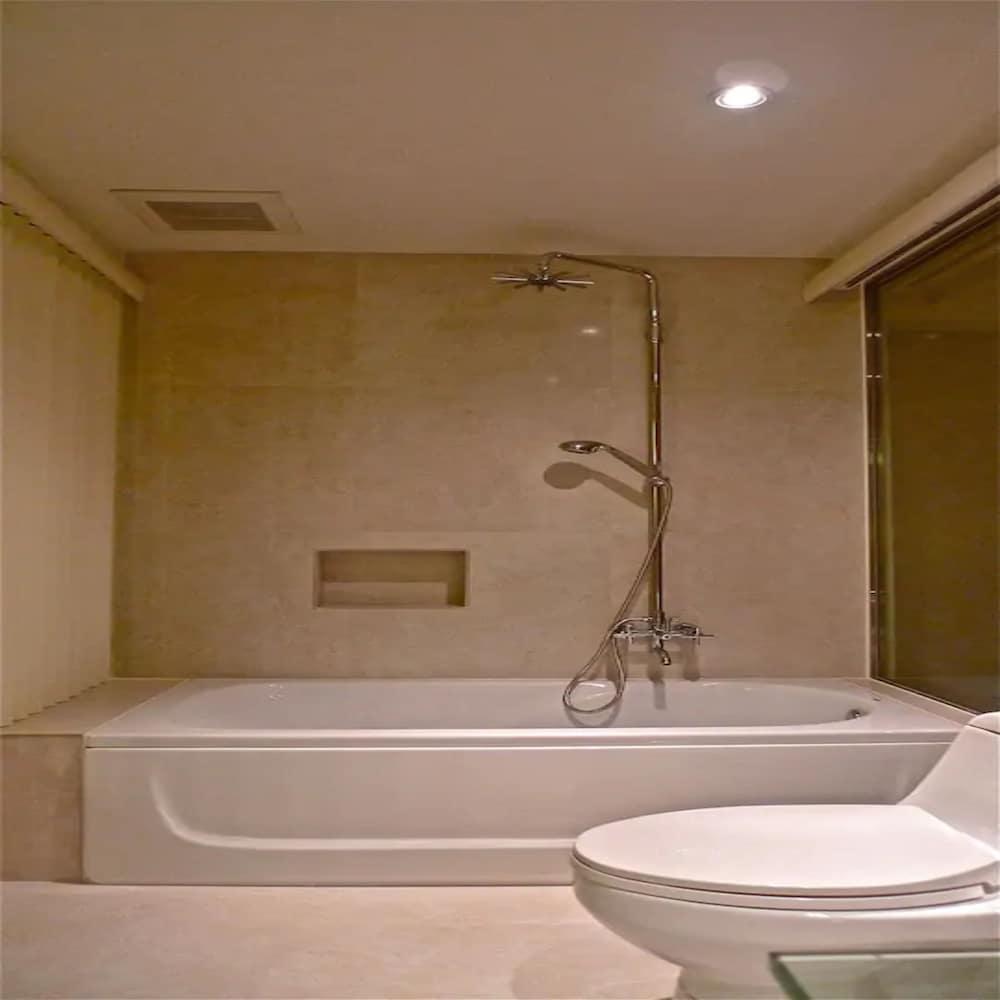 Pia Resort Hotel Standard 2 Bedroom 3 - Bathroom