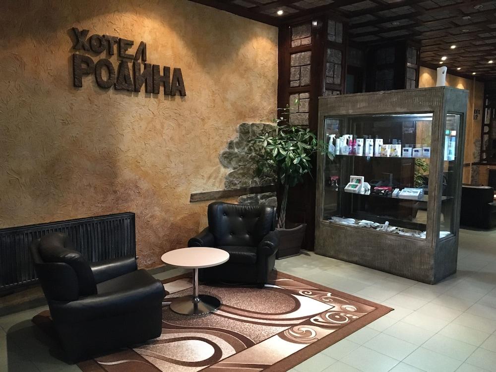 Hotel Rodina - Lobby Sitting Area