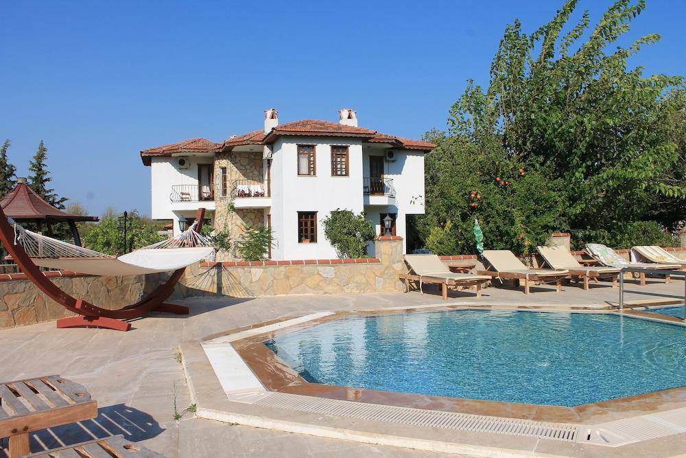 Villa Mercan - Outdoor Pool