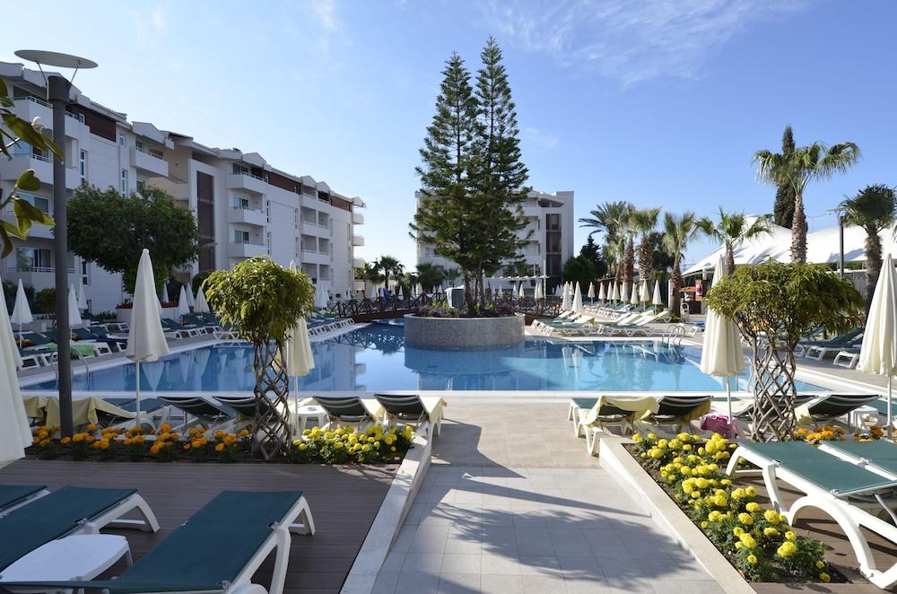 Calimera Side Resort - Outdoor Pool
