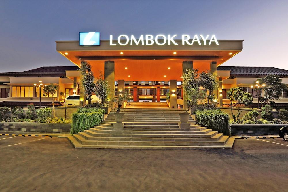 Lombok Raya Hotel - Lobby