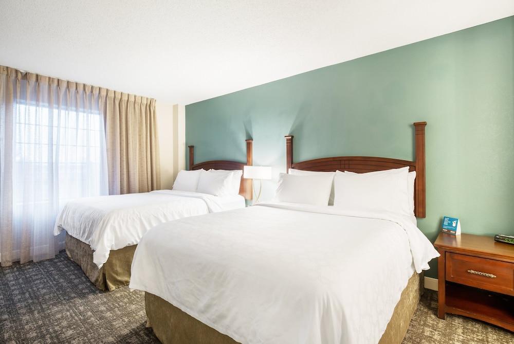 Staybridge Suites Chesapeake, an IHG Hotel - Room