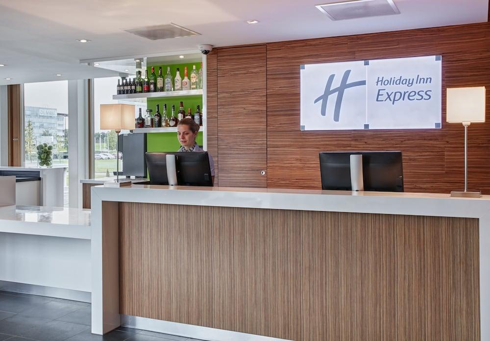 Holiday Inn Express Utrecht - Papendorp, an IHG Hotel - Lobby